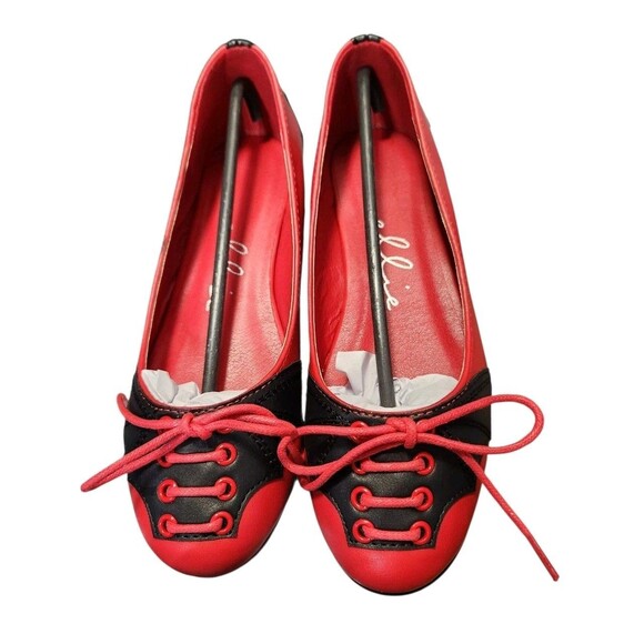 Womens Size 6 Ellie Shoes 100-BATTY Flat With Bat Wings Red & Black NIB - Picture 2 of 5